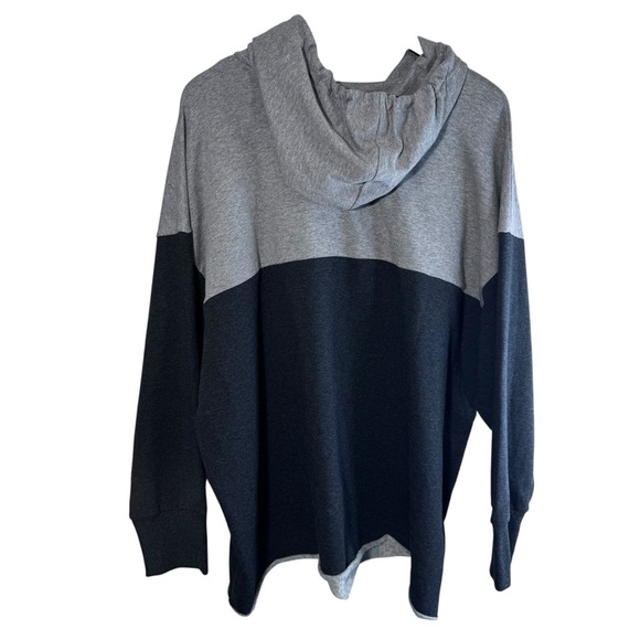 Torrid Everyday Fleece Colorblock Active Hoodie Size 3x NWT Brand New - Picture 3 of 10